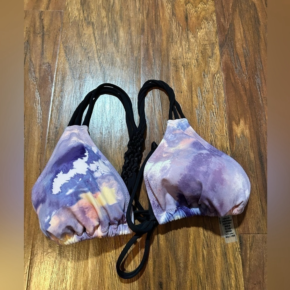 vS PINK Tie Front Bikini Top with Strappy woven back details M - Picture 2 of 4